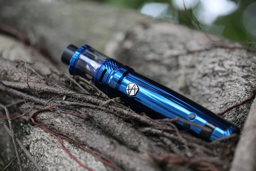Použité e-cigarety do klasických kontejnerů nepatří. Přes 80 procent kuřáků je ale nerecykluje