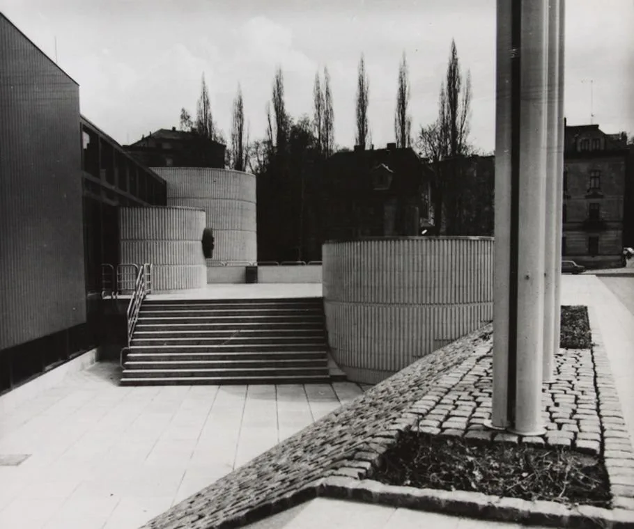 DRBNA HISTORIČKA: Plavecký bazén Liberec architekta Švancera