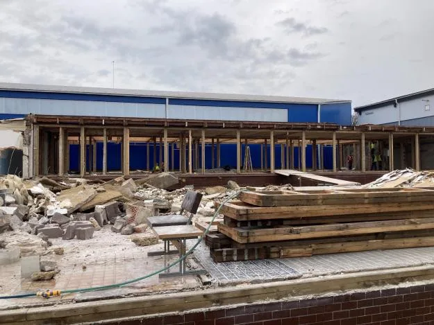 Město Frýdlant vybuduje u zimního stadionu nový kabinový blok