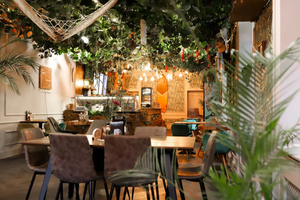 Bistro Kauai poke je ostrovem plným chutí a vůní v městě na severu