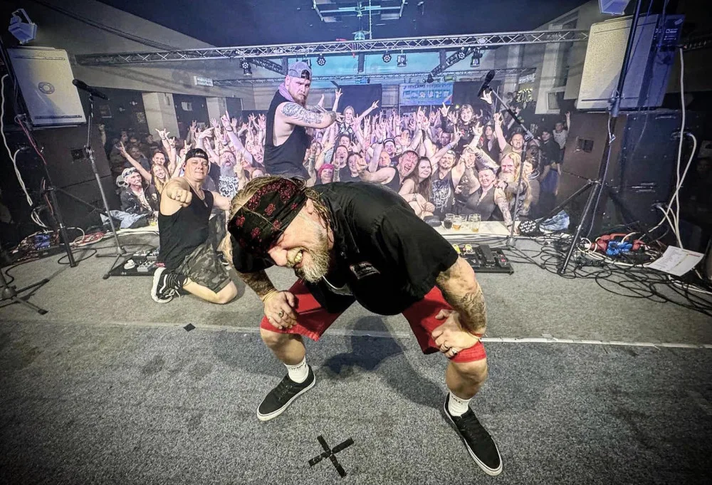 Frontman libereckých Krucipüsk Hájíček měl vážnou nehodu. Kapela ruší koncerty