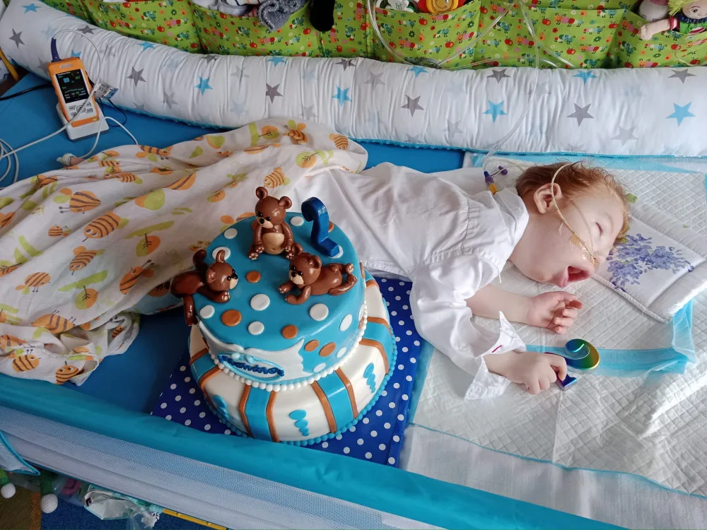 Syn má poškozený mozek a nedožije se rána, řekli Tereze po porodu. Míša teď oslaví tři roky a mamince dává velkou sílu