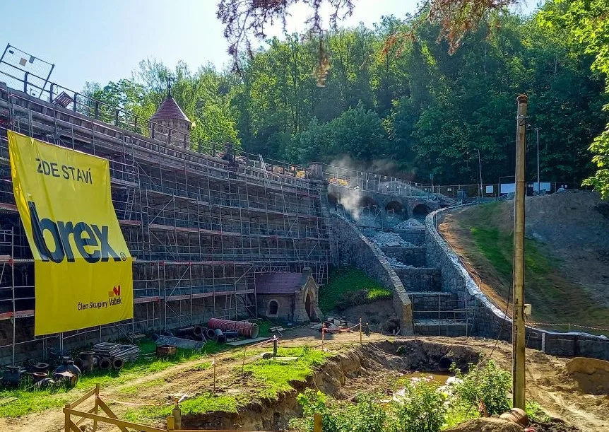 Stavební firma BREX se podílela i na rekonstrukci přehrady v harcově.