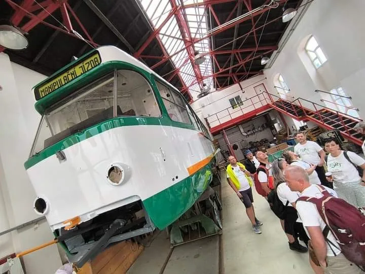Řidiči tramvají se sešli v Liberci. Ve městě proběhl po deseti letech další sraz Fořtů