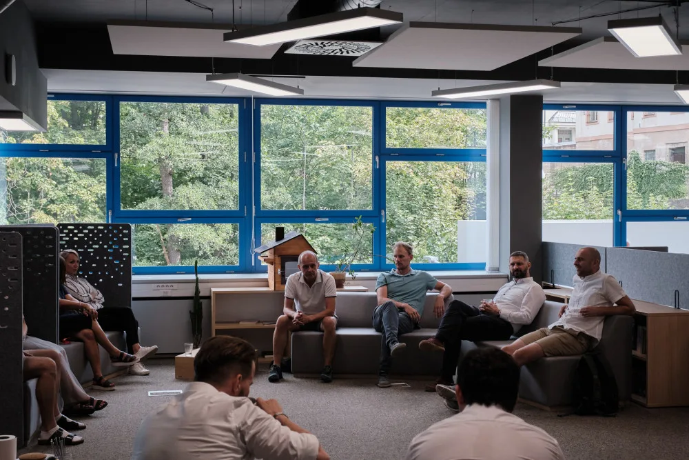 Coworkingové prostory jsou vhodné pro navazování nových kontaktů.
