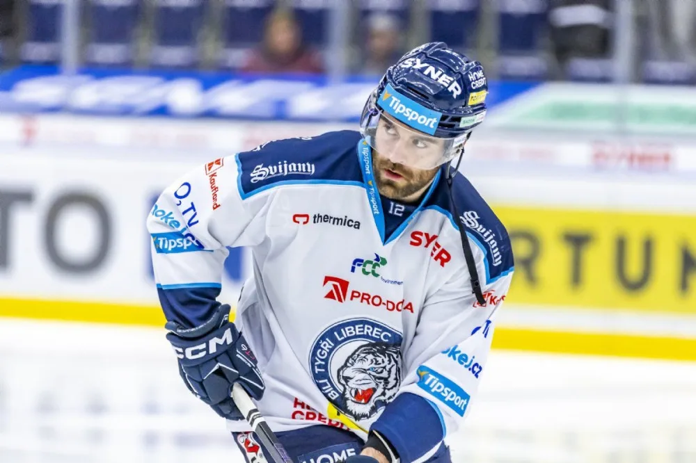 McCoshen opouští Tygry, jde do KHL. Oblékat bude dres čínského Kunlunu