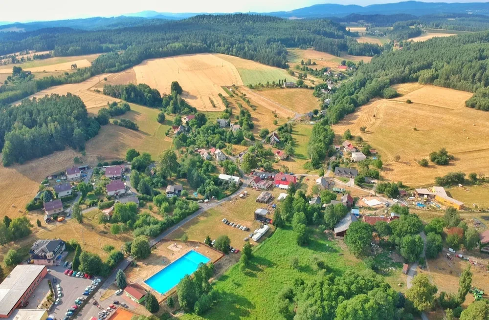 Liberecký kraj už zná Vesnici roku 2024. Všelibice zaujaly novou školkou i inovacemi