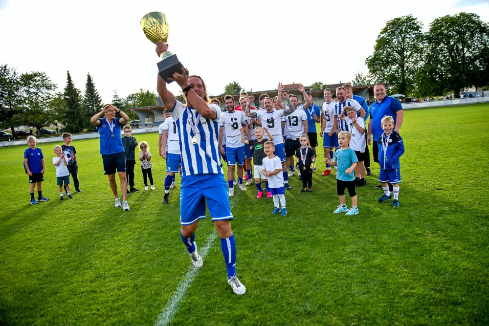Hrádek slaví, fotbalisté se poprvé v historii dostali do divize