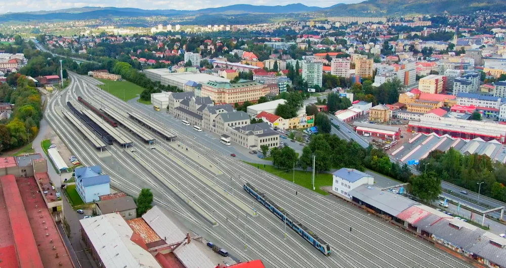 Dopravní terminál v Liberci propojí autobusové a vlakové nádraží. Na podzim začne architektonická soutěž