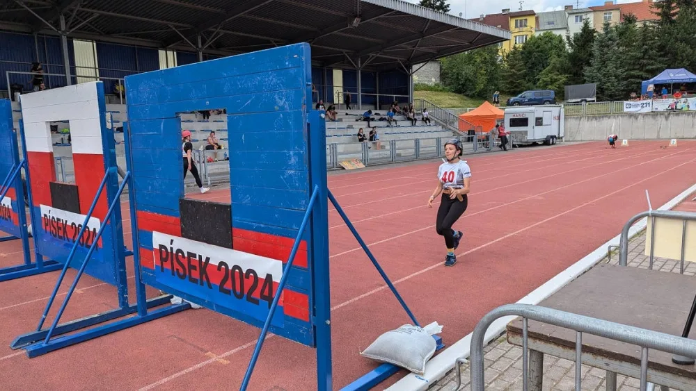 FOTO: Hasička z Liberce reprezentovala kraj na republikovém mistrovství. Překonala svůj rekord