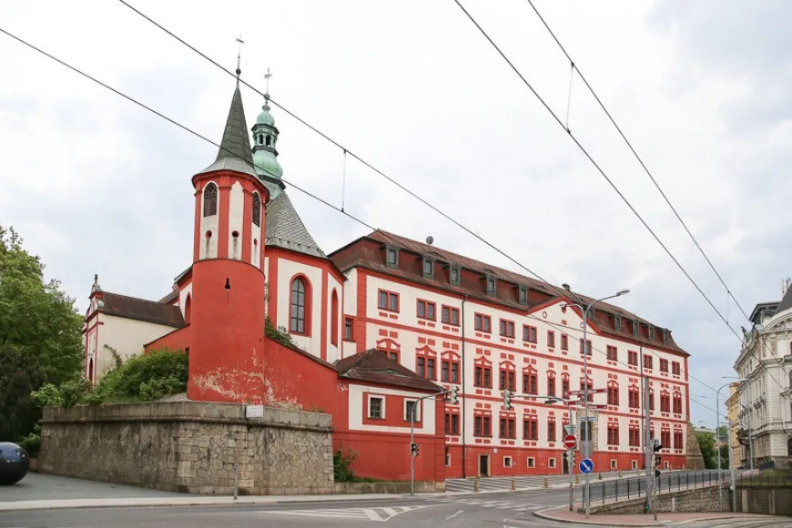 Liberecký zámek patří poprvé v historii městu