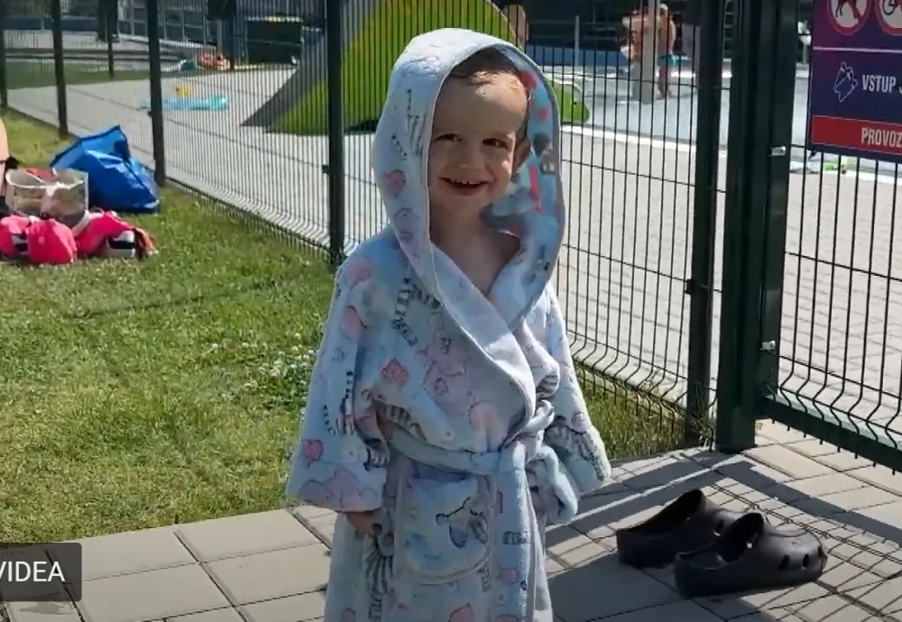 Chrastavská miminka dostanou při vítání občánků originální dárek – ručně šité župánky