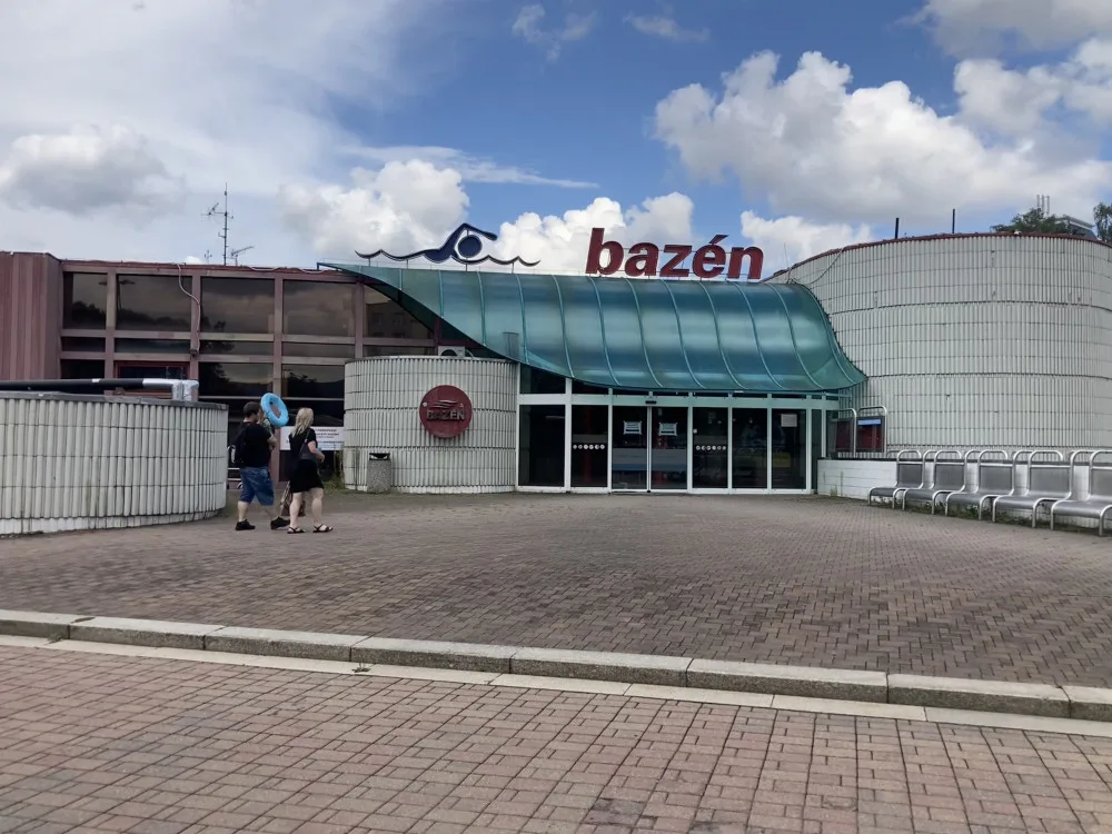 Liberecký bazén bude rekonstruovat firma Metrostav DIZ.