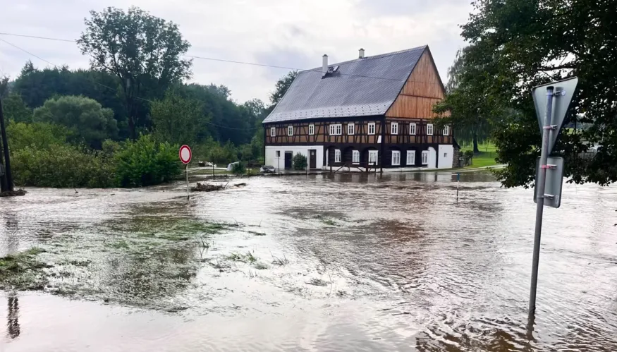 Noční liják zvedl hladiny toků na Frýdlantsku. Bulovku zasáhla přívalová povodeň