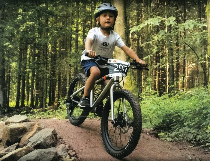 Lomnice nad Popelkou dokončila první etapu Rohanské stezky, trailů pro cyklisty