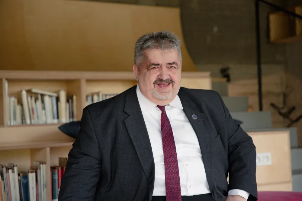 Senátor Canov: Máme velké štěstí, že Martina Půtu máme
