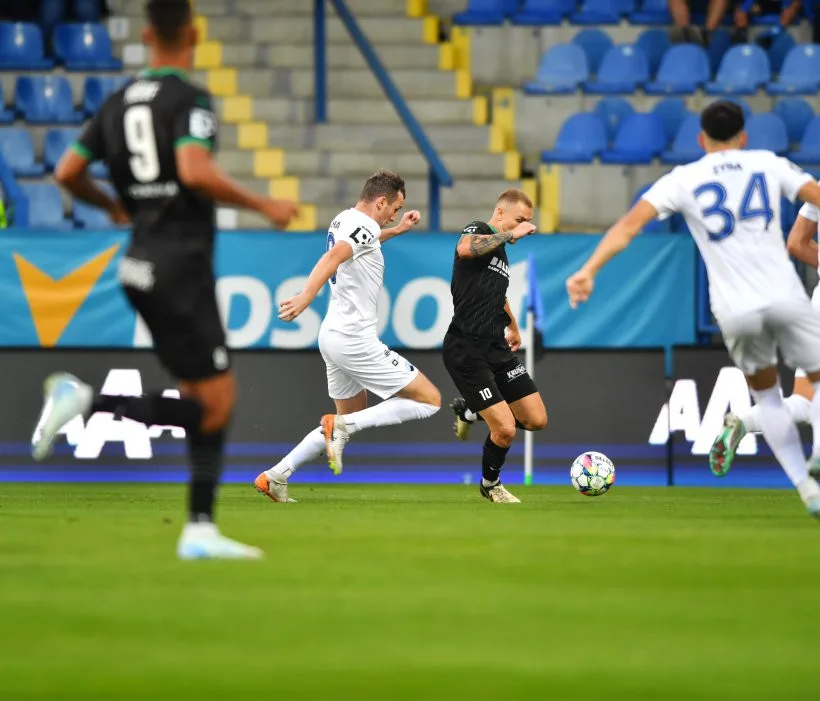Slovan remizoval s Bohemians 2:2. O vítězný gól domácí připravil ofsajd