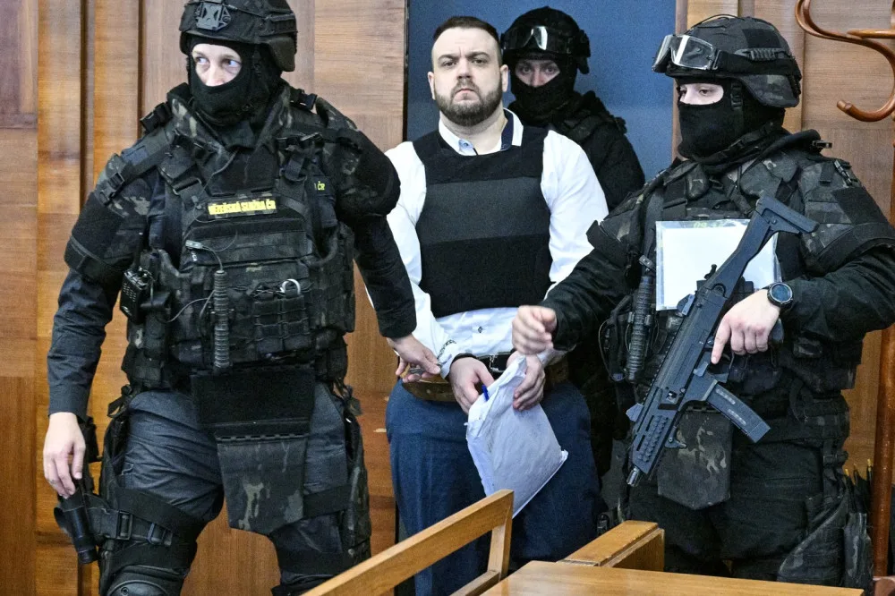Soud změnil tresty pro kurýra a přepravce v kauze pašování drog za miliardy
