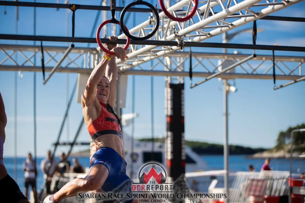 Další úspěch Zuzany Komumové v závodech Spartan, získala stříbro na světovém šampionátu ve sprintu v Hvaru