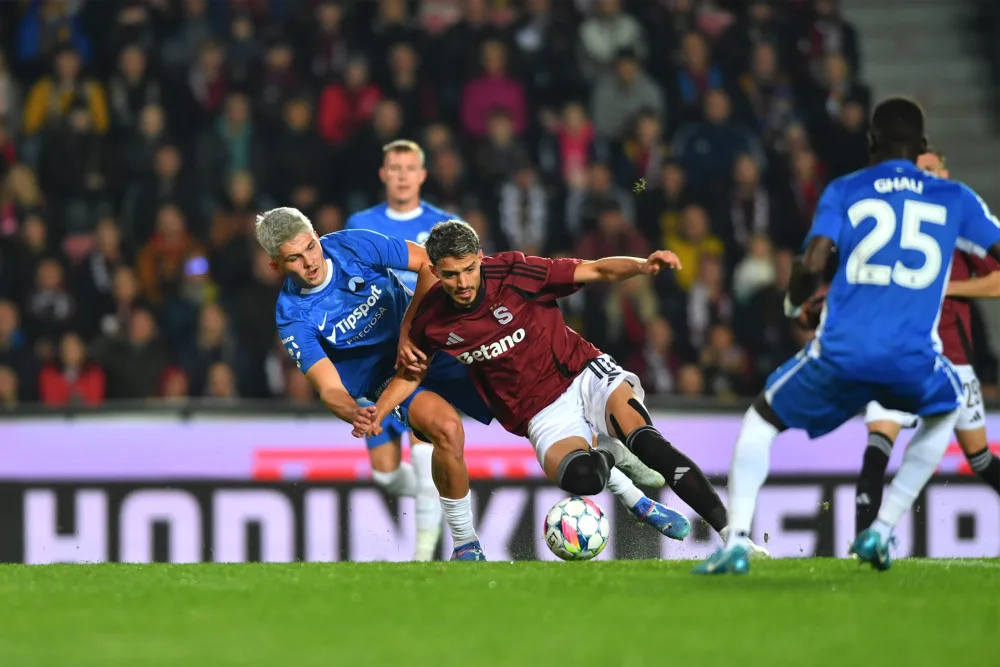 Slovan předvedl bojovný výkon, ale na Spartu nestačil. Prohrál 1:2