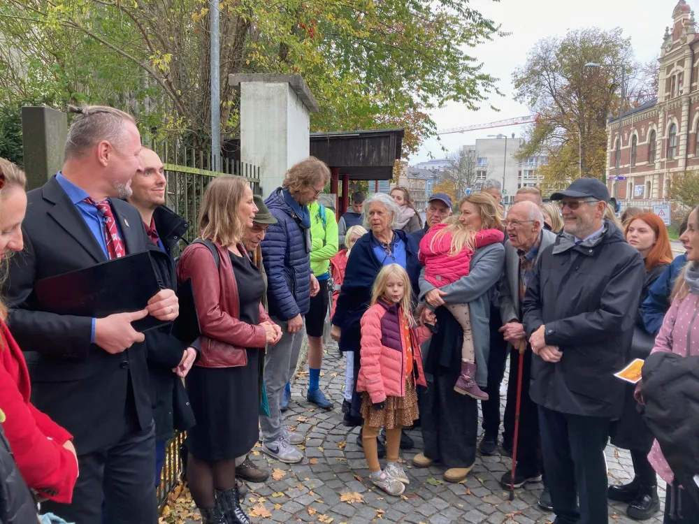 V Liberci byly položeny další Stolpersteriny. Kameny zmizelých připomínající oběti holocaustu, které žily v Liberci