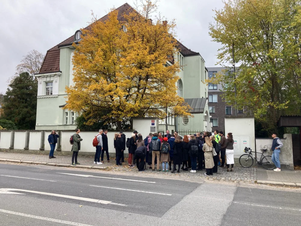 V Liberci byly položeny další Stolpersteriny. Kameny zmizelých připomínající oběti holocaustu, které žily v Liberci