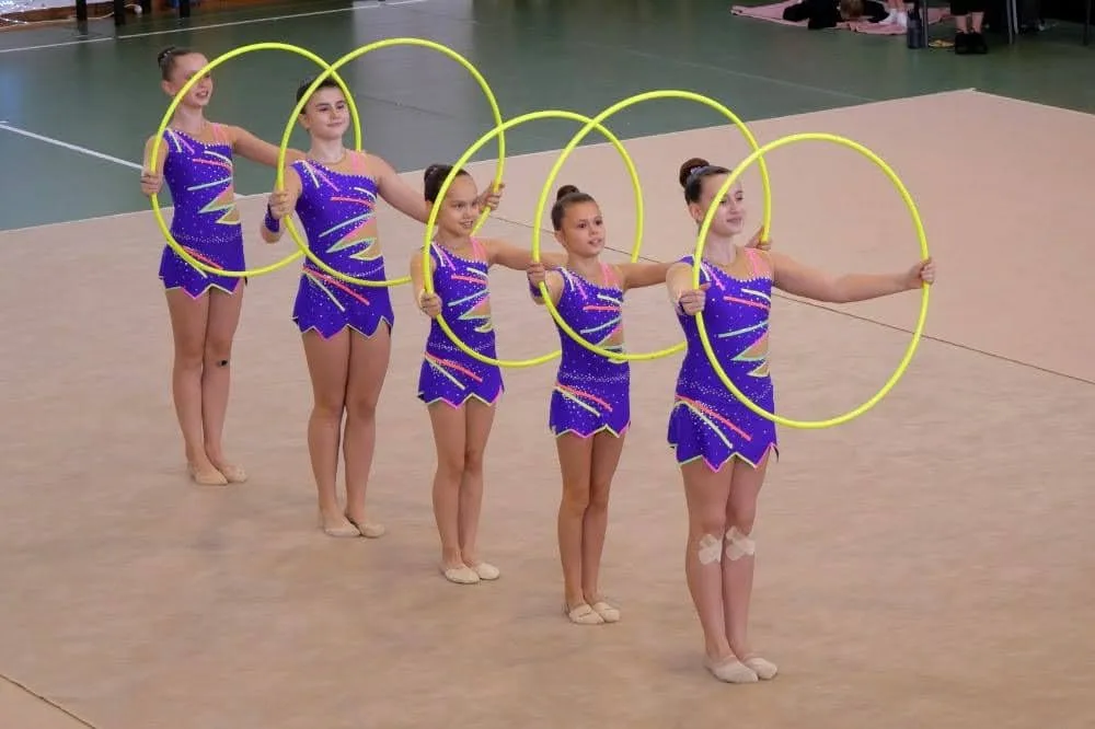 Úspěšné oblastní přebory libereckých moderních gymnastek. Všechny si odvezly medaile