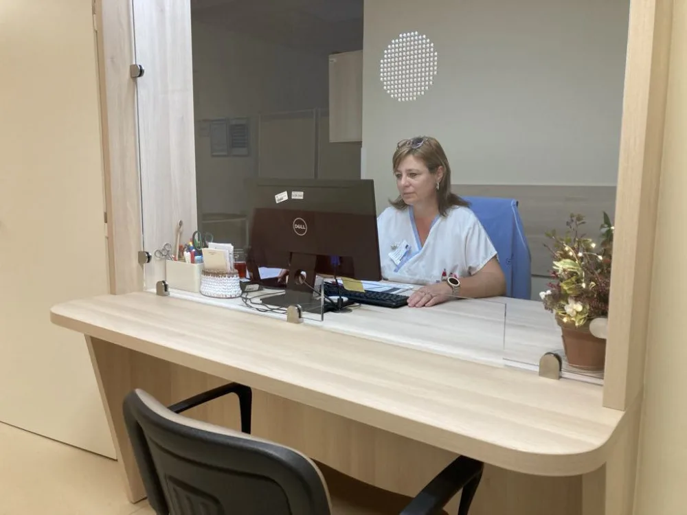 Oddělení rehabilitace září v liberecké nemocnici novotou, otevřela i nový nerezový bazén s relaxační zónou