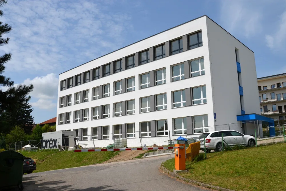 Turnovská zdravotnická škola získala nové Centrum odborného výcviku za 56,4 milionu korun