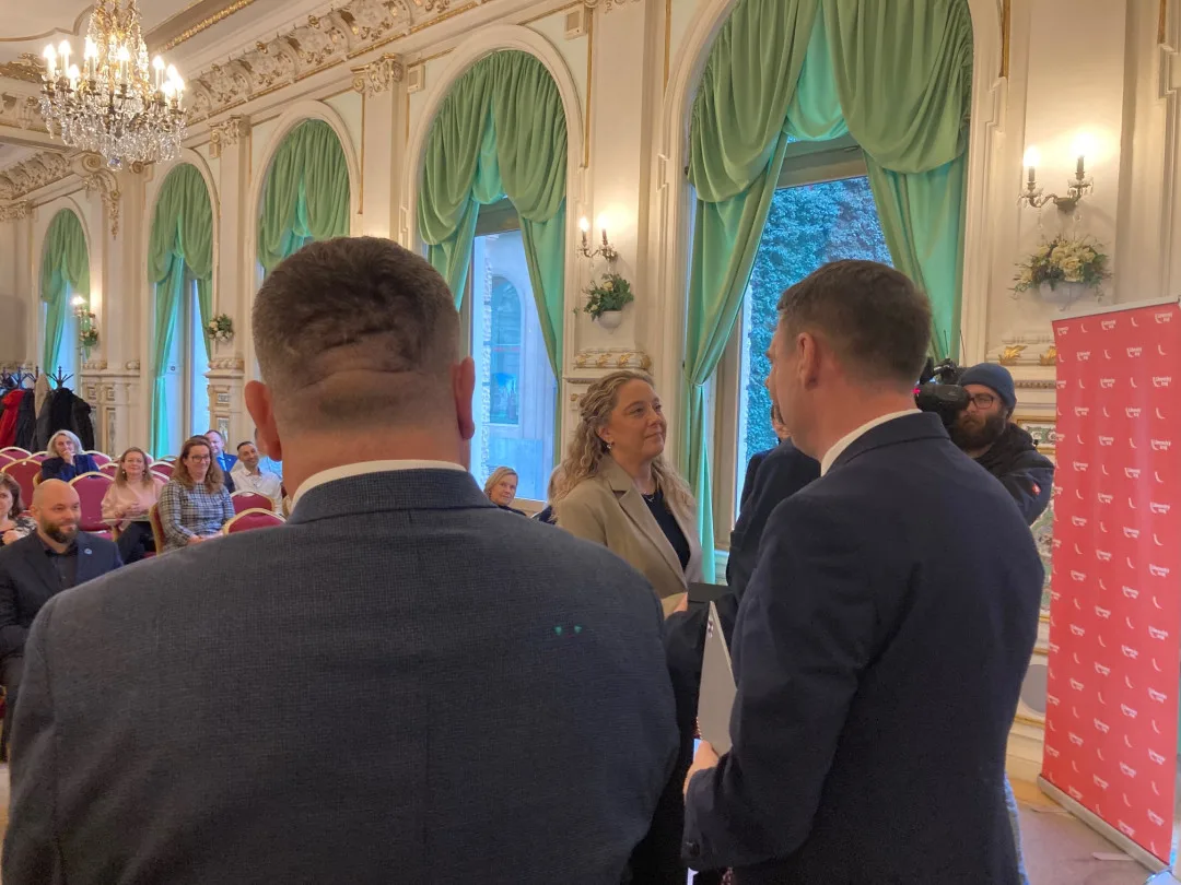 Záchranka slavnostně ocenila své zaměstnance. Ovace vstoje si vysloužil za celoživotní práci lékař Ján Soták