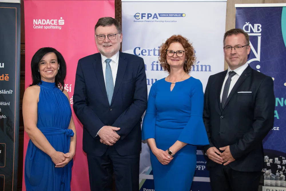Přes 1000 škol z celého Česka se zapojuje do Soutěže Finanční gramotnost. Chtějí vychovat finančně zodpovědné žáky
