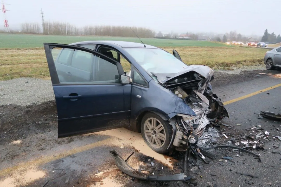 Čelní srážka u České Lípy, viník nadýchal 3,29 promile