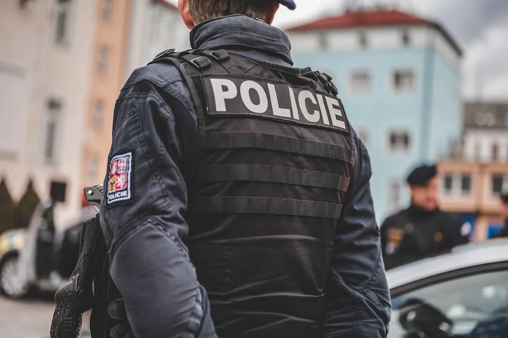Policie pátrá po 13leté dívce z Jablonecka, rodina se obává o její zdraví a život