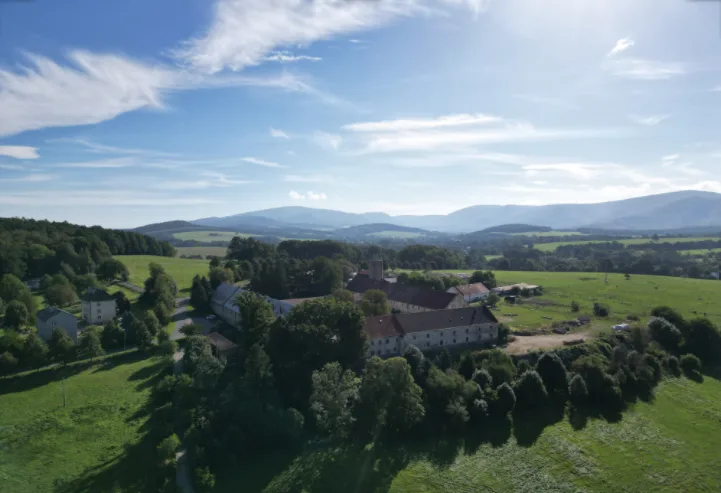 Kraj hledá budoucnost zámeckého statku ve Frýdlantu. Vzniknout by tam mohl areál pro turisty za miliardu