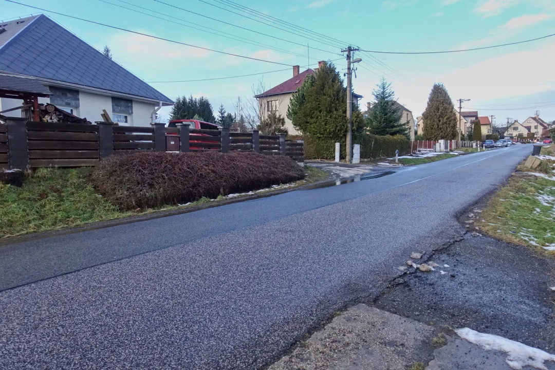 Turnov připravuje na Károvsku stavbu chodníku, práce na něm mají probíhat od dubna do srpna
