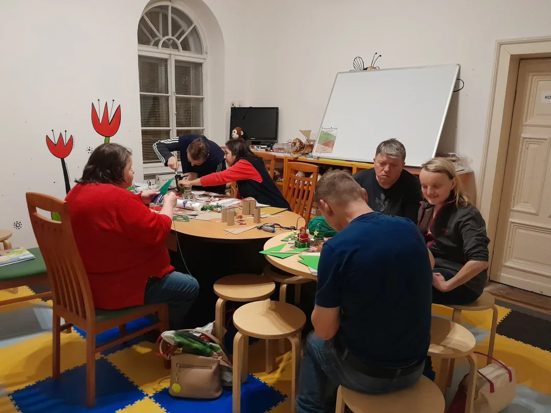 Tvořivá dílna Sdružení TULIPAN v komunitním centru v Českém Dubu