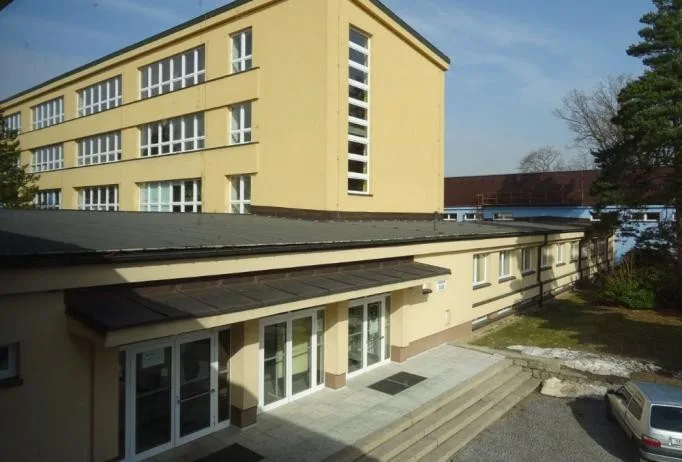 ZŠ Pasířskou v Jablonci čeká další modernizace. Ihned oprava podlahy tělocvičny, v dubnu rekonstrukce kuchyně