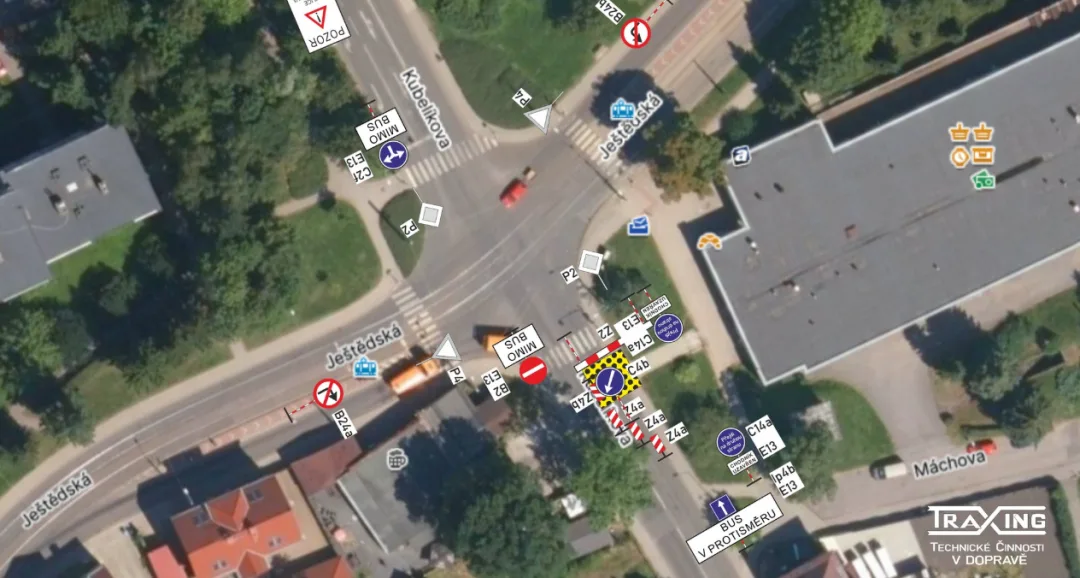 Kubelíkova ulice je ode dneška kvůli havárii vody jednosměrná. Oprava má trvat dva dny
