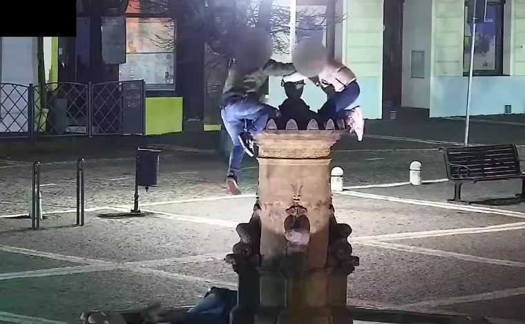 Opilou partičku zaujala kašna na českolipském náměstí. Nápad by je mohl vyjít až na dva miliony
