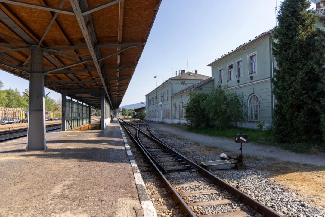 Správa železnic doplní trať v Hrádku novým softwarem. Vlaky budou nově v obou směrech odjíždět současně