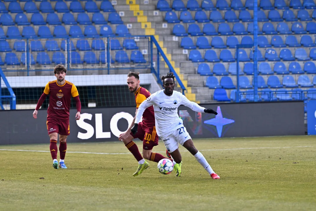 Další ztráta pro Slovan. U Nisy jen remizoval s Duklou 1:1