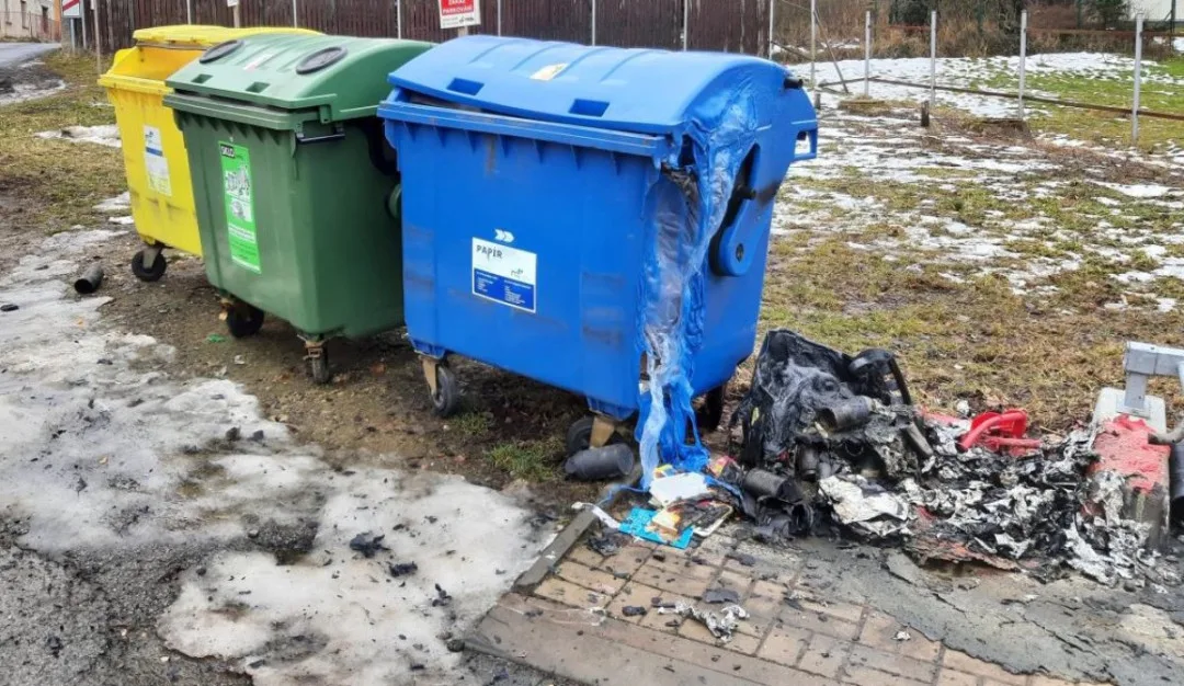 V Liberci a ve Stráži řádil žhář, vypátral ho policejní pes Alligator. Muži pod vlivem alkoholu hrozí rok vězení