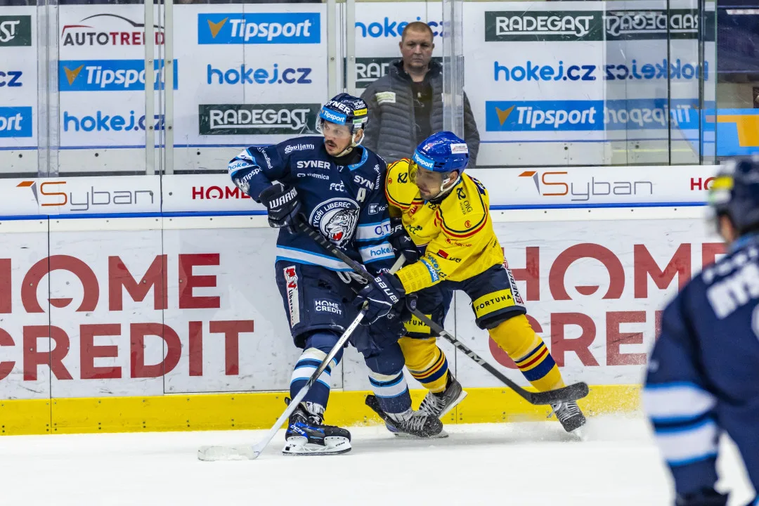 Tygři narazí v předkole play-off na České Budějovice. V posledním kole základní části jim včera podlehli 2:5