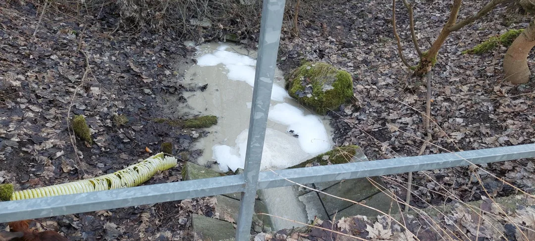 Kal z betonárky naštval lidi v Jablonci. Je nezávadný, hlásí radnice