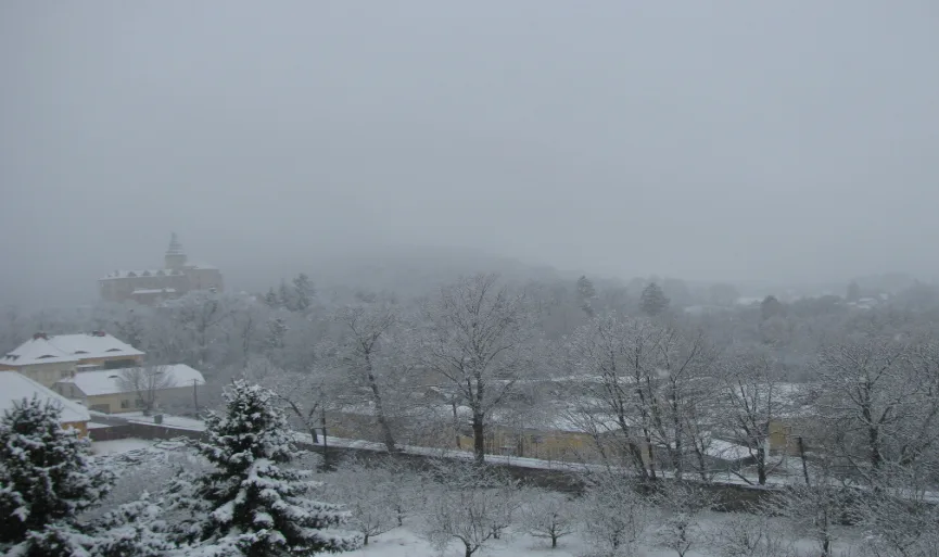 Zima se opět hlásí o slovo, na Frýdlantsku varují meteorologové před silným sněžením a komplikacemi v dopravě