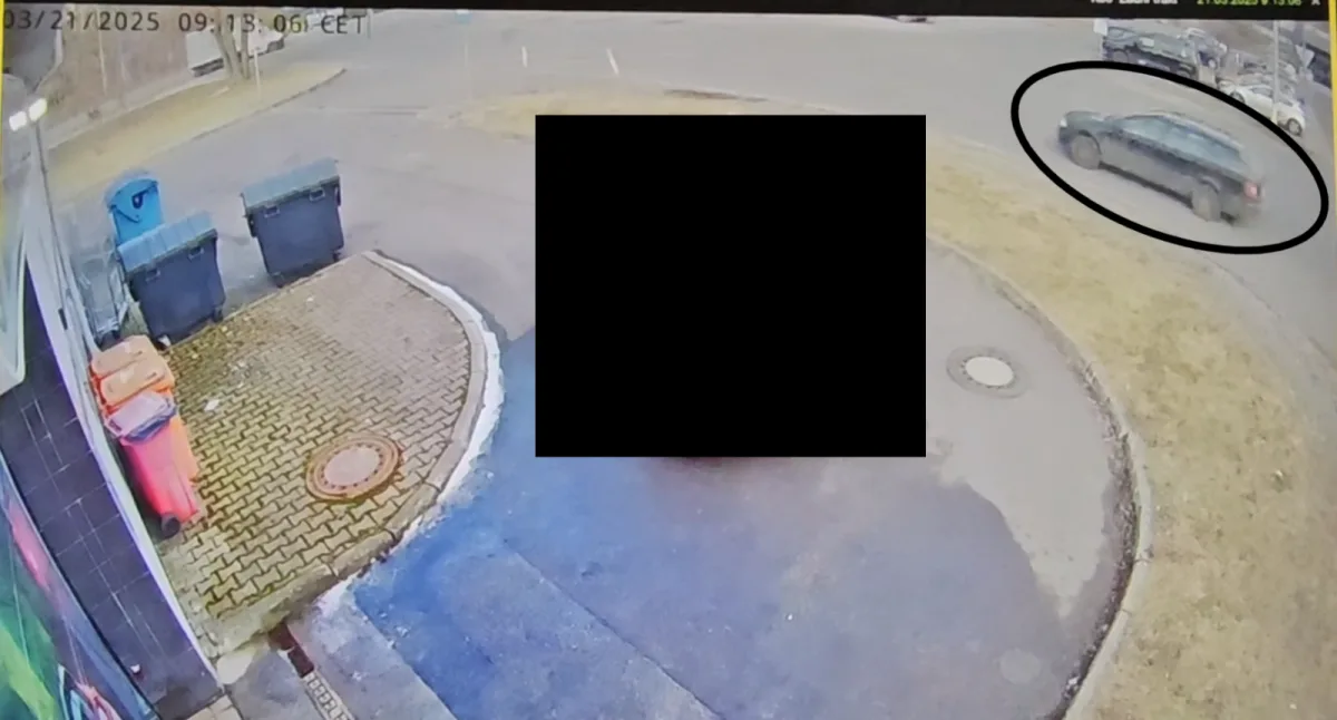 Na parkovišti u jabloneckého Penny narazil do jiného vozu a ujel. Řidiče černé Oktávky teď hledá policie