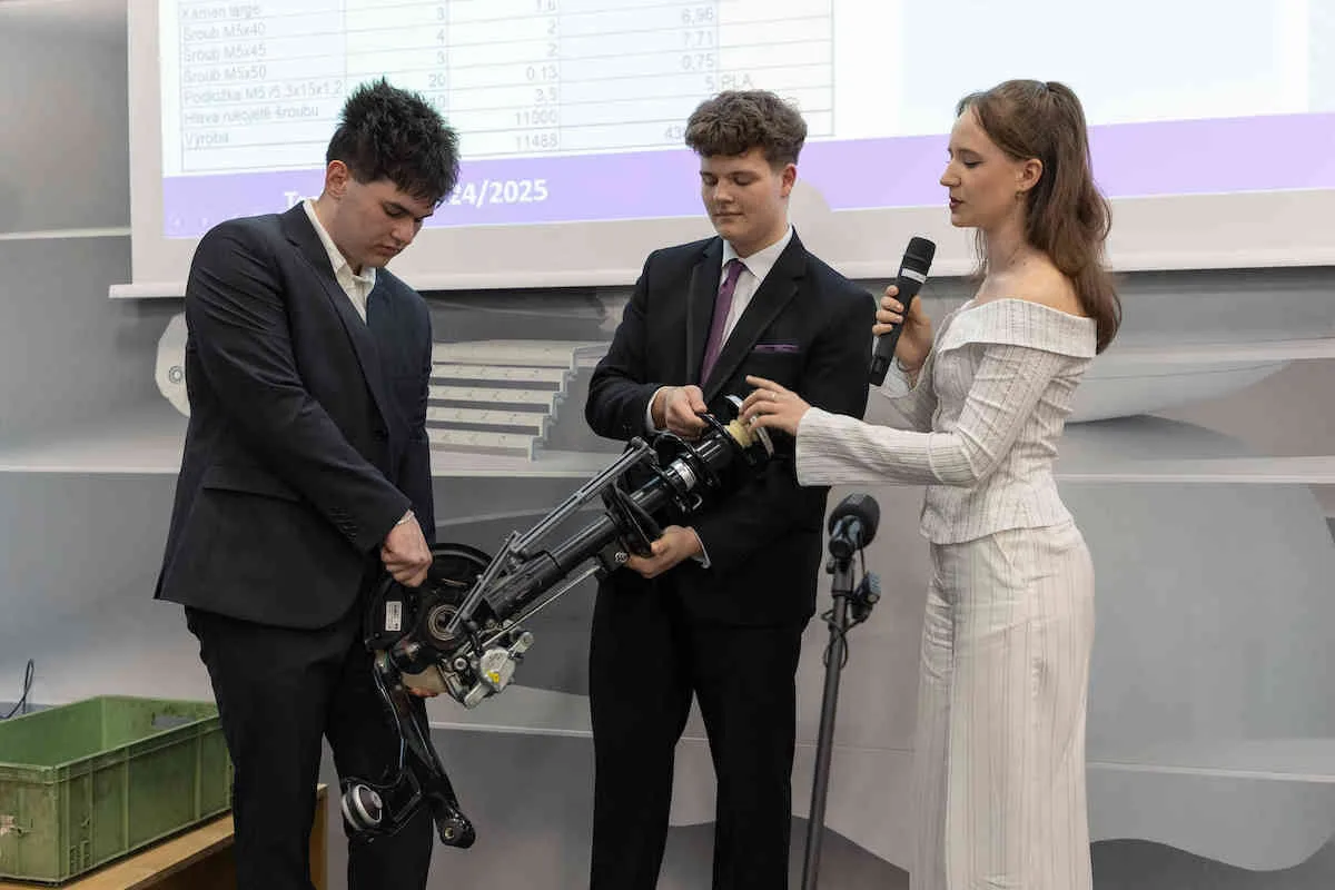 První ročník soutěžního programu TechStarter. Studenti přišli s inovacemi, firmy je využijí v praxi