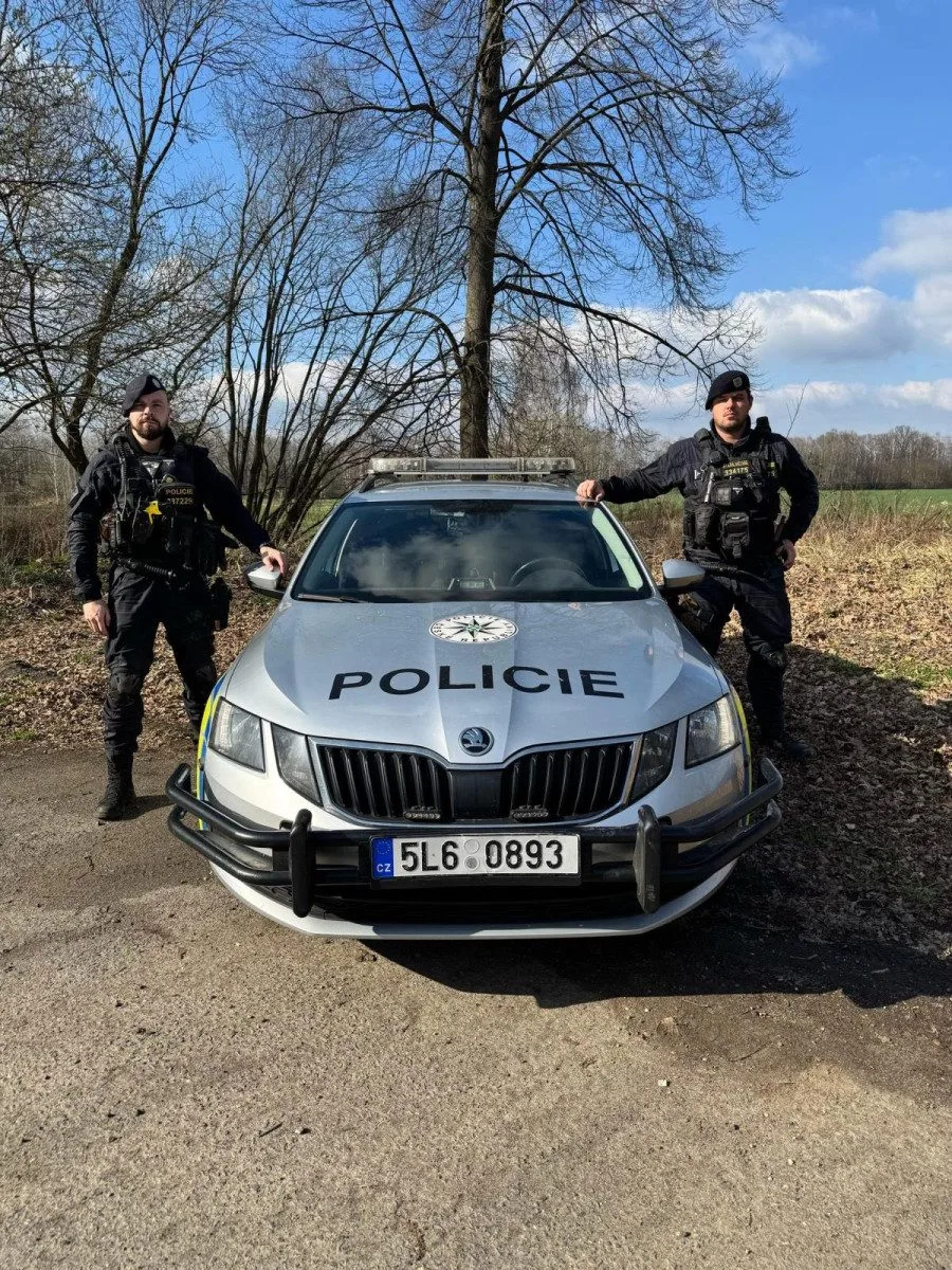 Zběsilý úprk před policisty v autě bude mít soudní dohru. Řidič měl zákaz řízení a ohrozil policisty, chodce a cyklisty