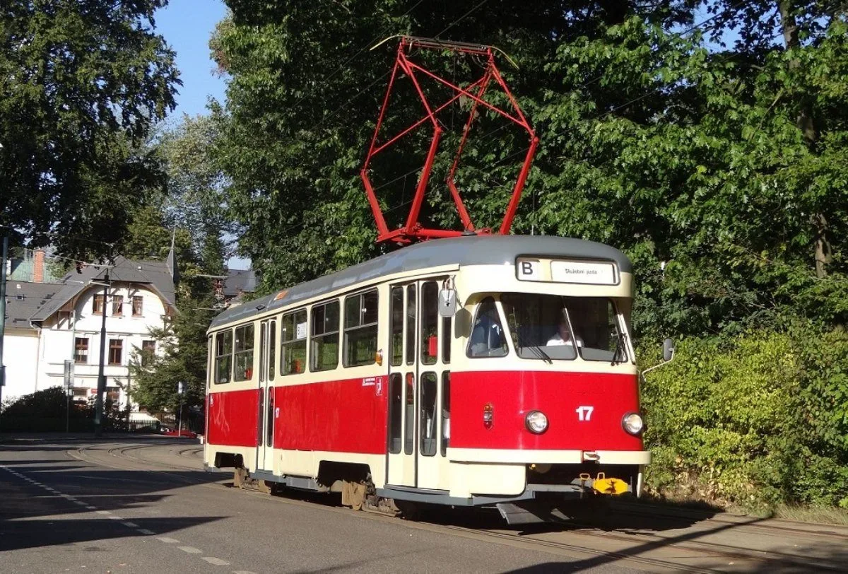 Před 65 lety začaly v Liberci jezdit tramvaje T2. Výročí připomenou historické jízdy