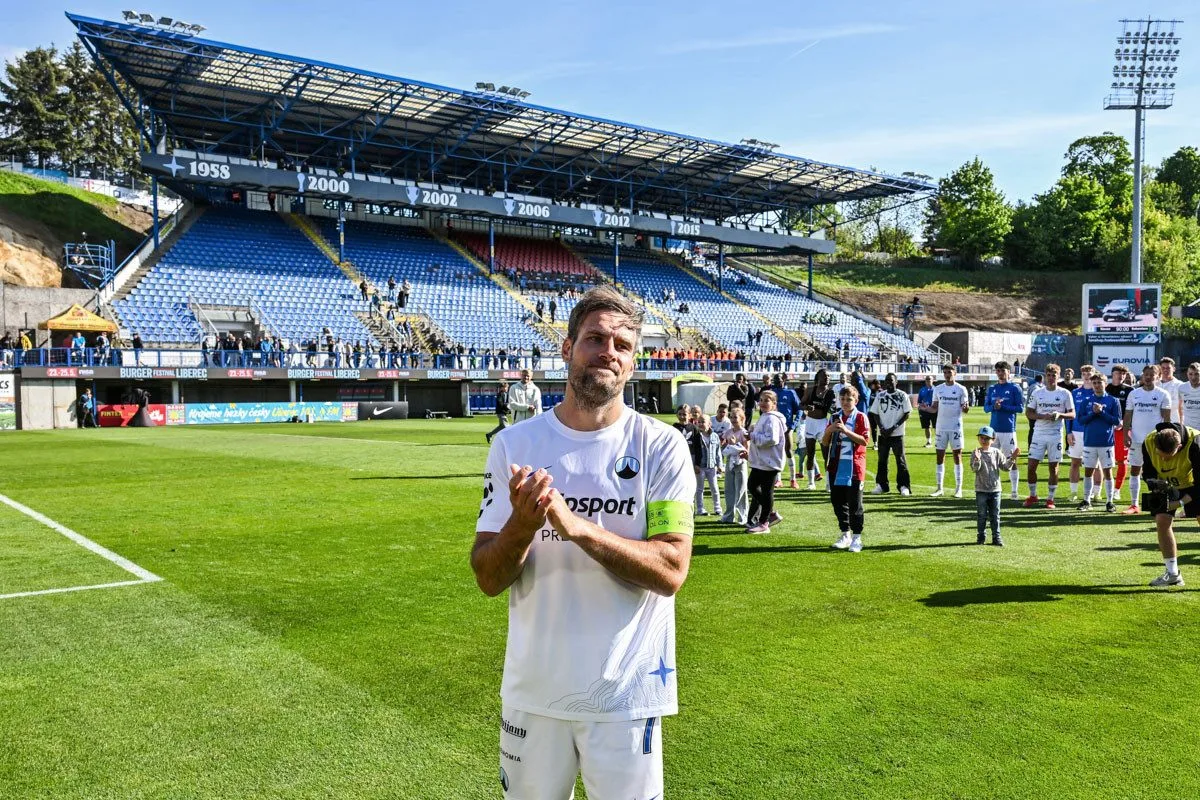Rabušic se zařadil k legendám Slovanu a odehrál poslední zápas. Už to nešlo, řekl